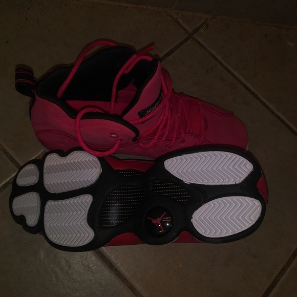 COPY - Jordan - Picture 4 of 5